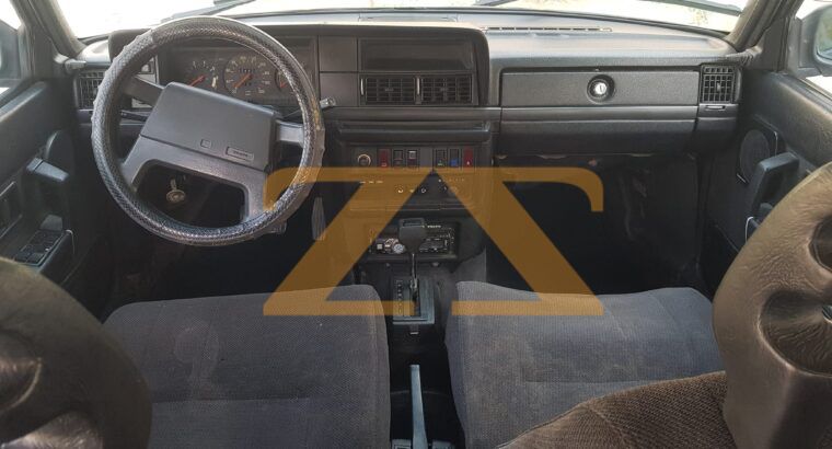 للبيع فولفو 240GL