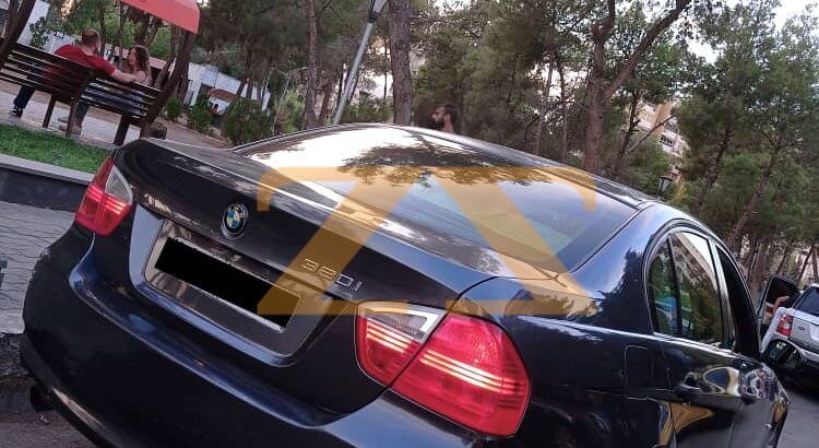 للبيع BMW320