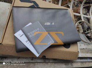 للبيع لاب توب Asus