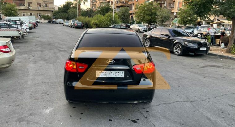 للبيع في دمشق سيارة هونداي النترا