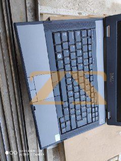 لاب توب DELL