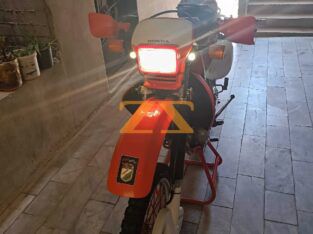 دراجه HONDA XR 650L