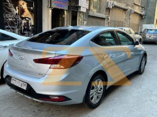 للاجار سيارة HYUNDAI ELANTRA في دمشق