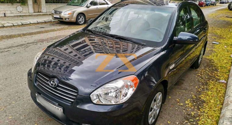سيارة هيونداي فيرنا شبه جديدة للبيع