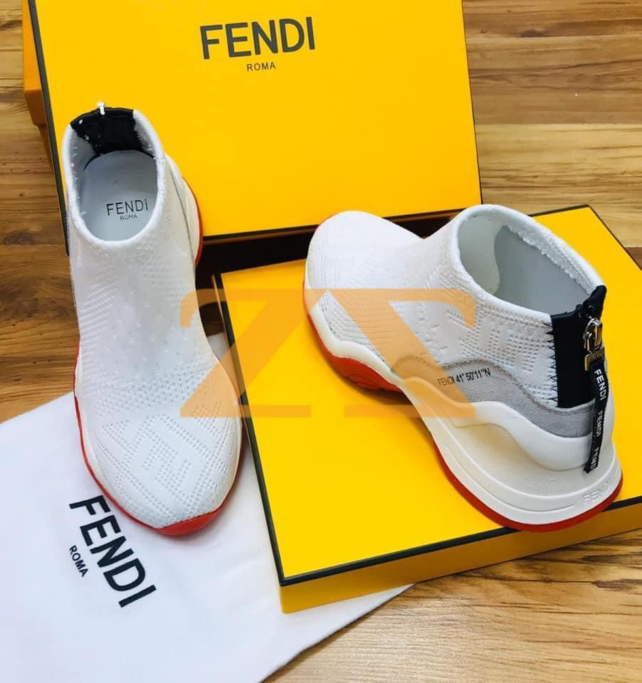 بوط fendi