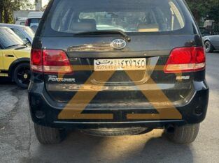 للاجار سيارة تويوتا فورشينال في دمشق