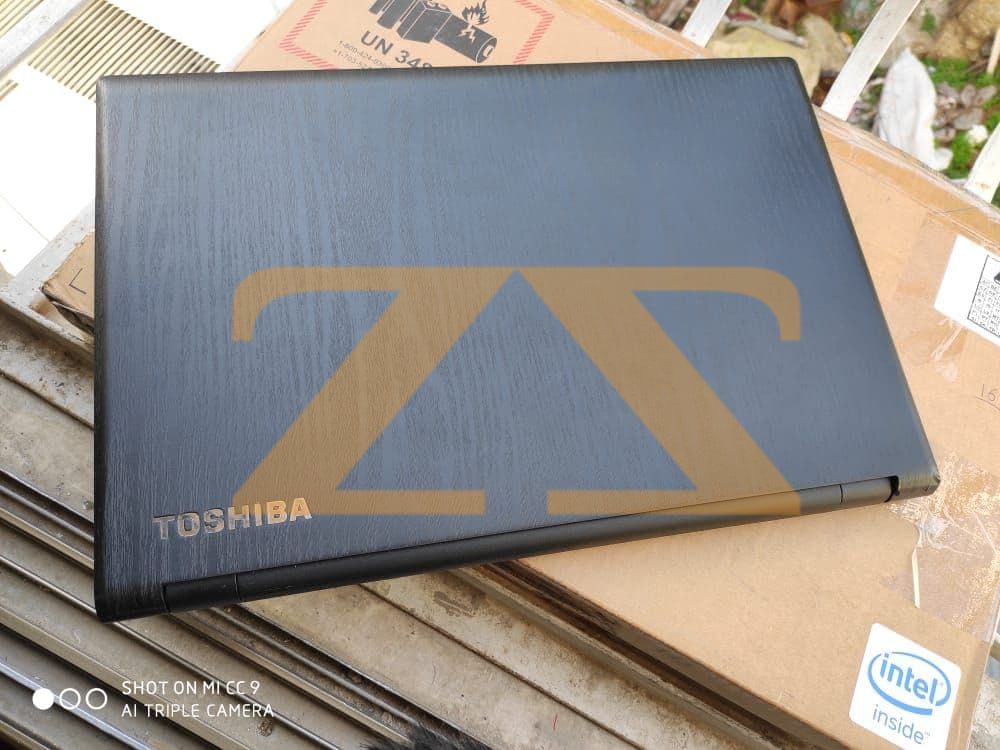 لابتوب Toshiba