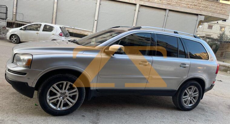 للبيع فولفو xc90