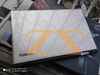 لاب توب Toshiba