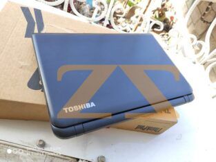 للبيع لابتوب Toshiba satellite C55D