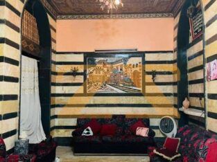للبيع منزل عربي شريحة آثرية في دمشق