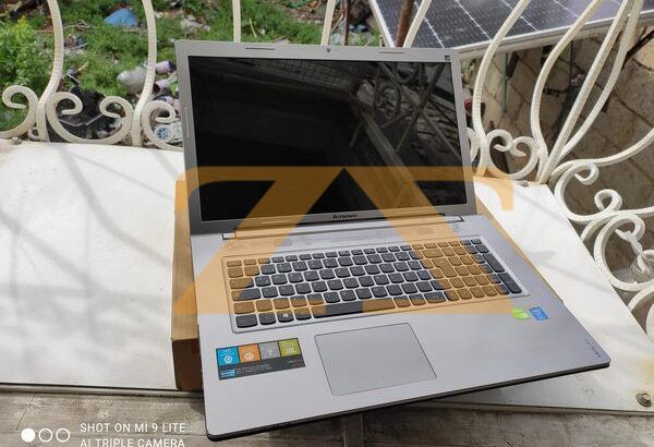 للبيع لابتوب Lenovo ideapad Z710
