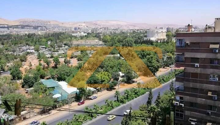 شقة سكنية في شرقي التجارة