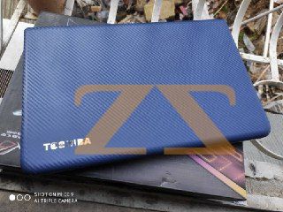 لاب توب toshiba