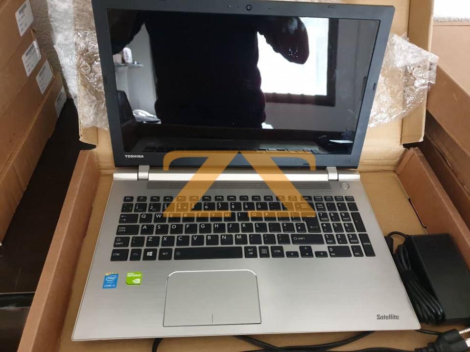 لابتوب Toshiba SATELLITE P50-C-128