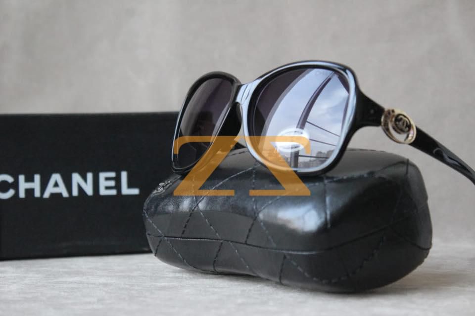 نظارات CHANEL