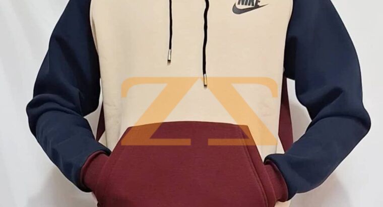 هودي ملونة طبعة nike