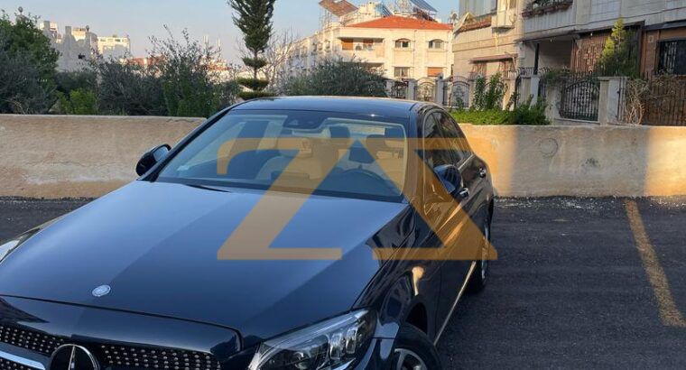 للبيع سيارة Mercedes c300 في دمشق
