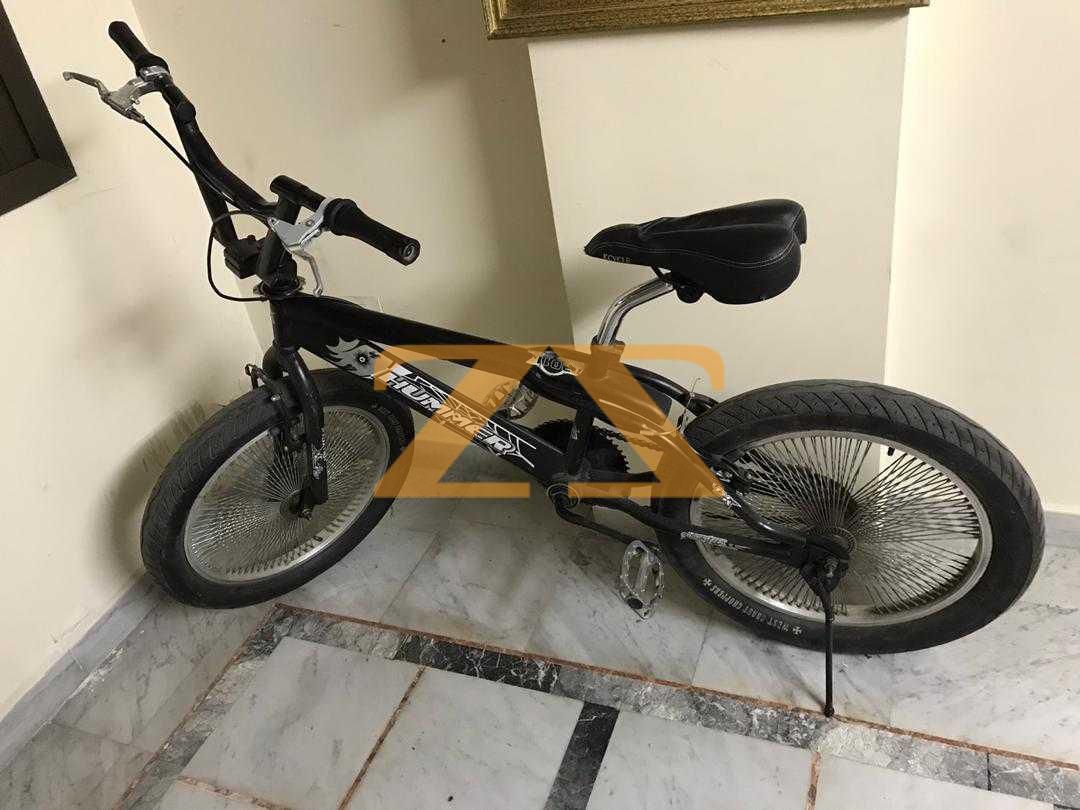 دراجة هوائية (Hummer ‎)