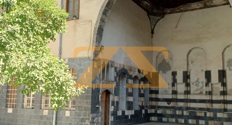 للبيع منزل عربي في باب شرقي