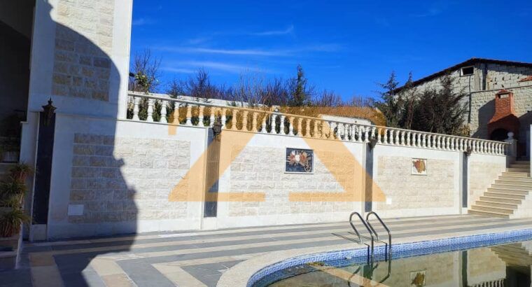 للبيع مزرعة طابقين في ريف دمشق – الزبداني