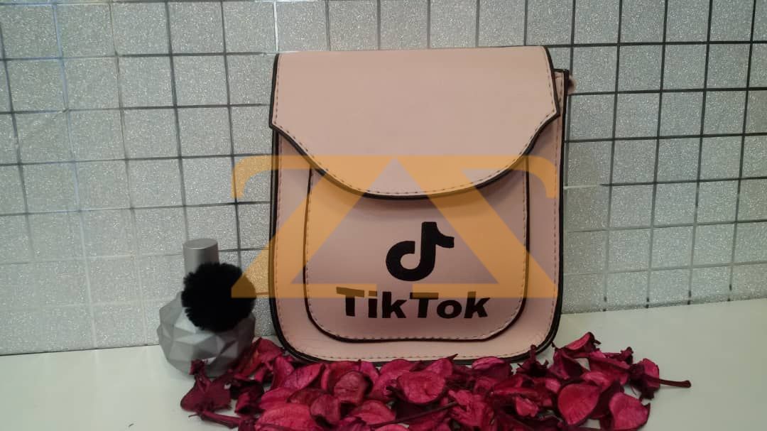 جزدان Tik Tok